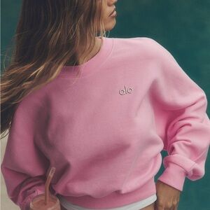 NWT ALO YOGA Cropped Accolade Crewneck Sweet Pink Size S